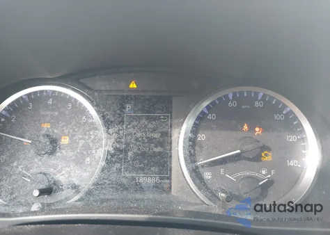 2018 Toyota Highlander Le Plus from USA, damaged, VIN 5TDZZRFH3JS267792